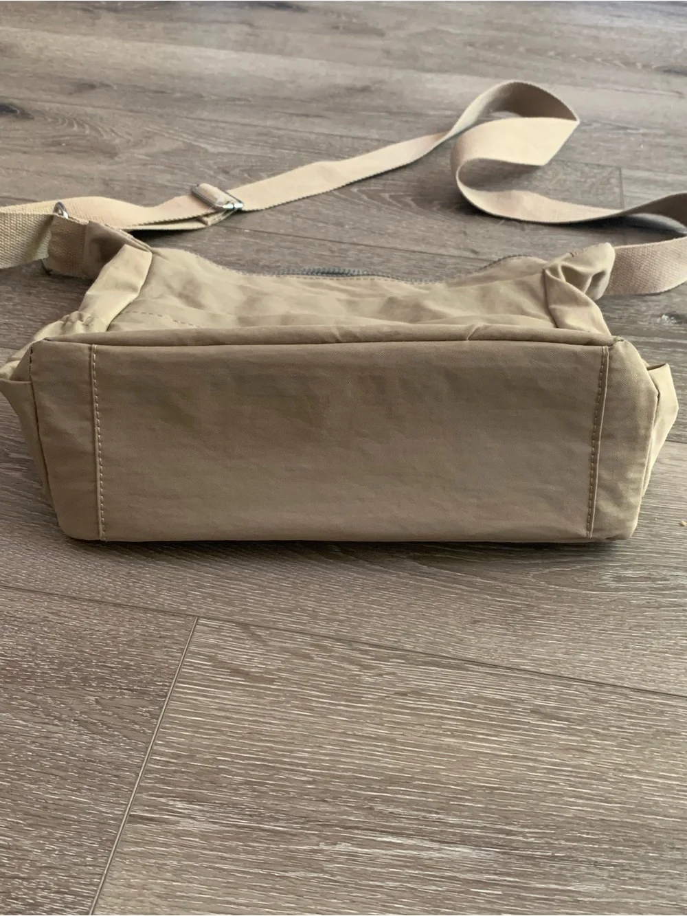 Huaeryouyue Beige Crossbody Messenger Bag